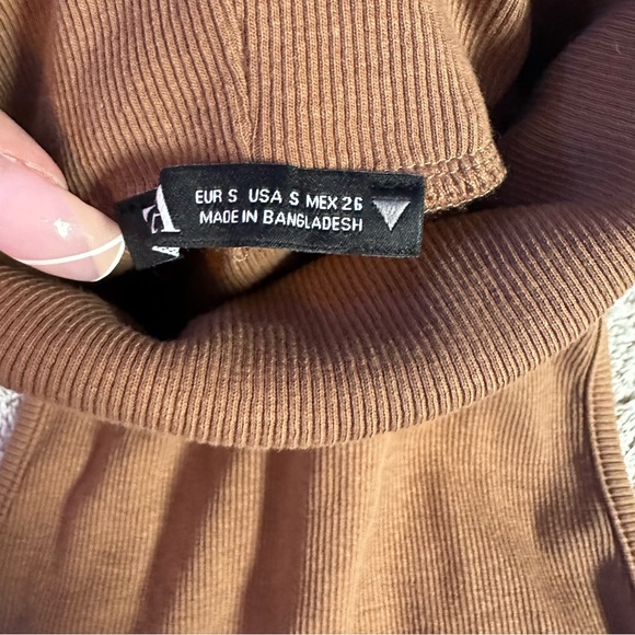 Zara Beige Turtle Neck Dress - Picture 4 of 4